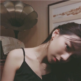 女生头像唯美霸气露骨锁骨妖娆精美