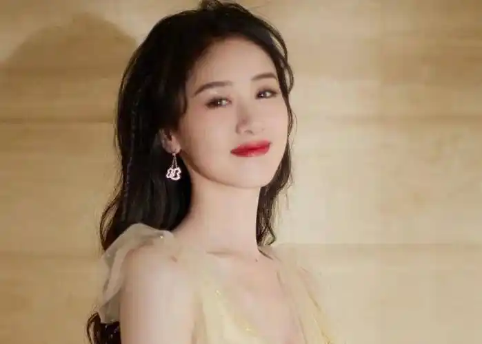 《琉璃》完结5个月,袁冰妍终于等来新古装剧,男主人选众望所归_成毅