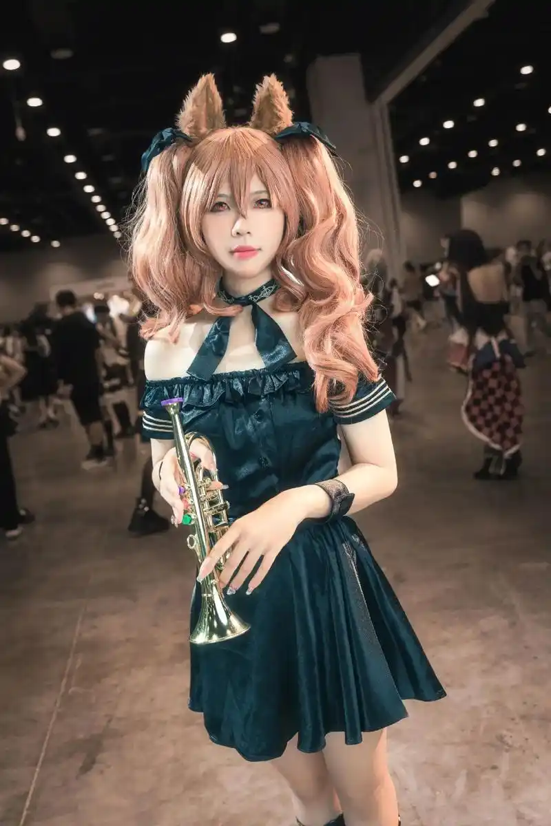 cos #漫展 #场照 #明日方舟 #安洁莉娜 - 抖音