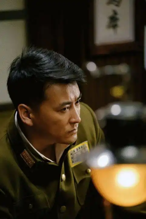 刘小锋饰演的国民党军人梅松