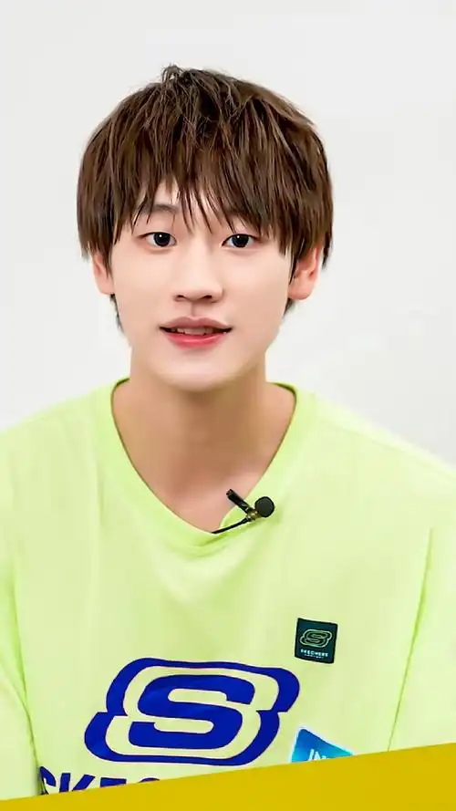 into1刘彰唯一rap担#93#刘彰 原创音乐人#◎一些角落里的可爱k薄蝌