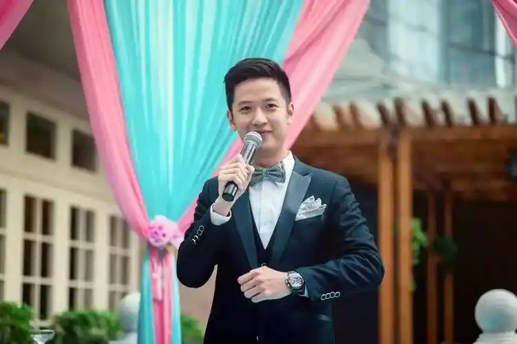 司仪黎智荣kelvin:满意度100%的婚礼主持人
