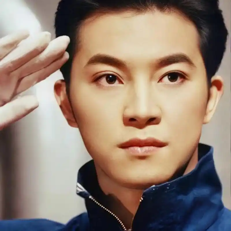 两大军艺校草,沈腾和沙溢,两人最近在王牌的表现也太搞笑了,像是说