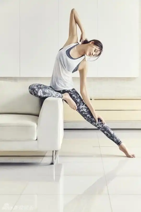 组图:辣妈矢野志保瑜伽写真 大秀长腿曲线丰满_高清图集_新浪网