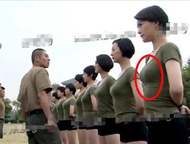 《特种兵之火凤凰》穿帮镜头盘点,保证让你笑掉大牙,张张有亮点