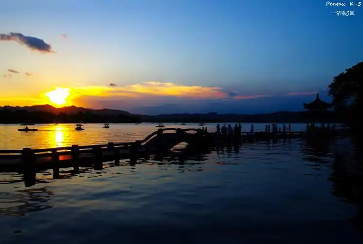 西湖十景の雷峰夕照