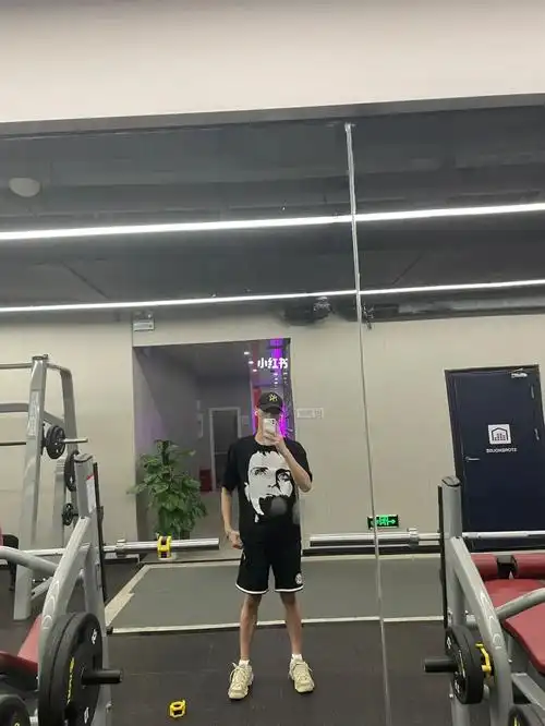 我的健身日常  #练出腹肌马甲线