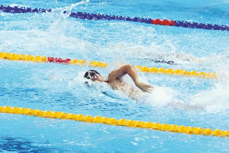 学青会游泳公开组比赛收官