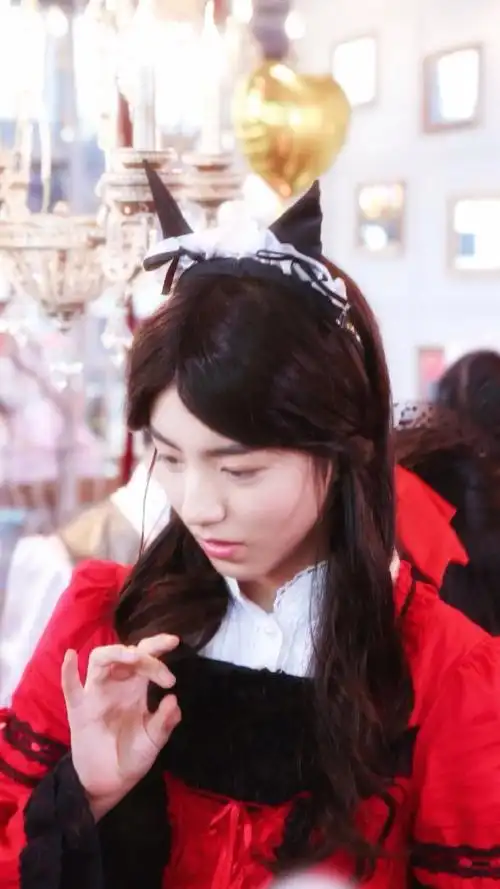 王俊凯穿女装也太魅惑了吧