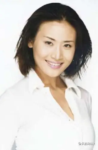 图包海清个人资料一代名模已出家