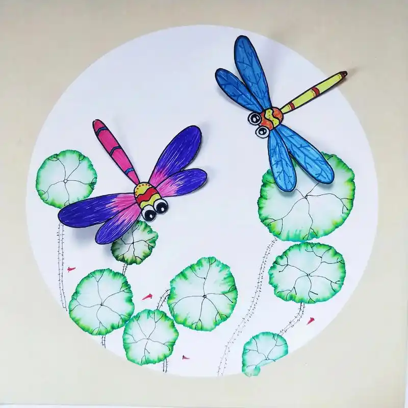 小荷才露尖尖角,早有蜻蜓立上头 #抖音图文 - 抖音