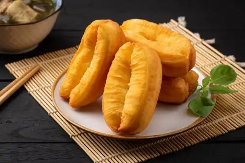 北方小吃:油条 油条