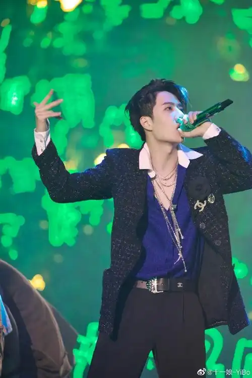 #王一博0805生日快乐##王一博所在即舞台#