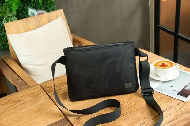 日本吉田porter单肩斜挎休闲小包防水邮差包男包骑行包潮包