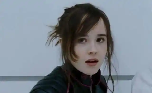 x战警幻影猫的演员艾伦佩姬变性成功了还光着上身秀腹肌