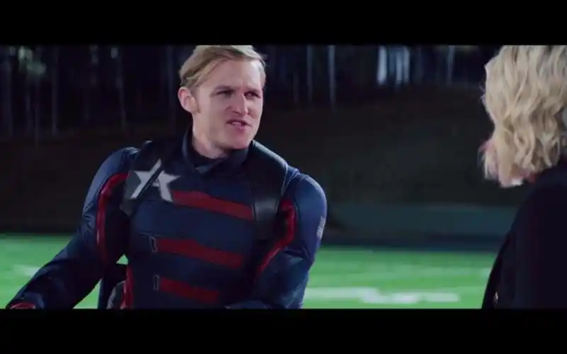 猎鹰与冬兵第二集片段1:新美队出席活动