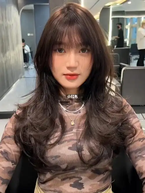 长发高层次发型c型卷适合头发粗硬偏多女生