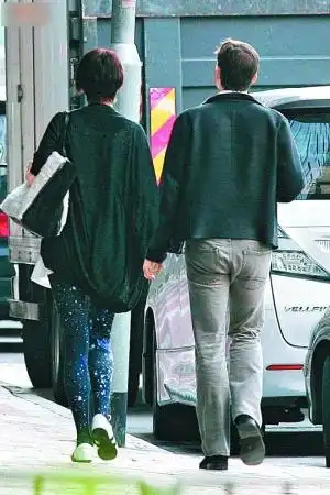 梁咏琪又有了新外籍男友 新欢是美国驻港领事