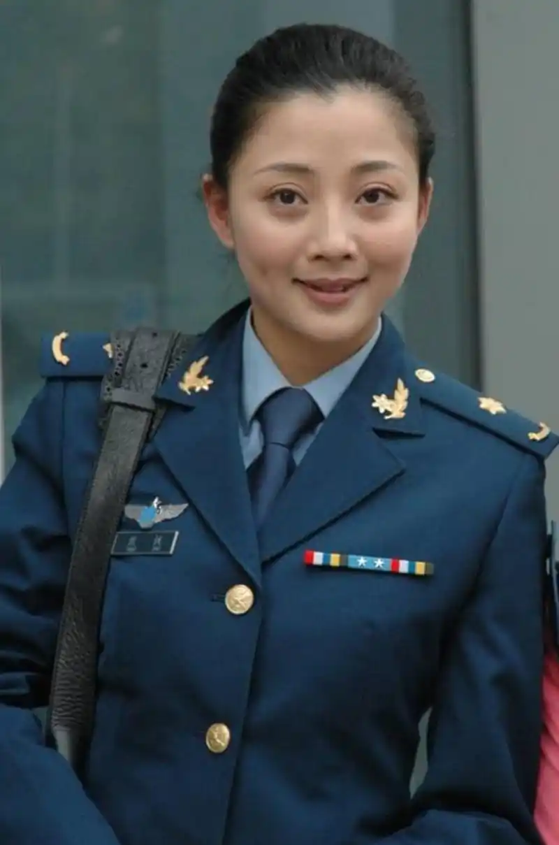 娱乐圈这些明星都当过兵,刘涛和杨洋当兵时候颜值就很高