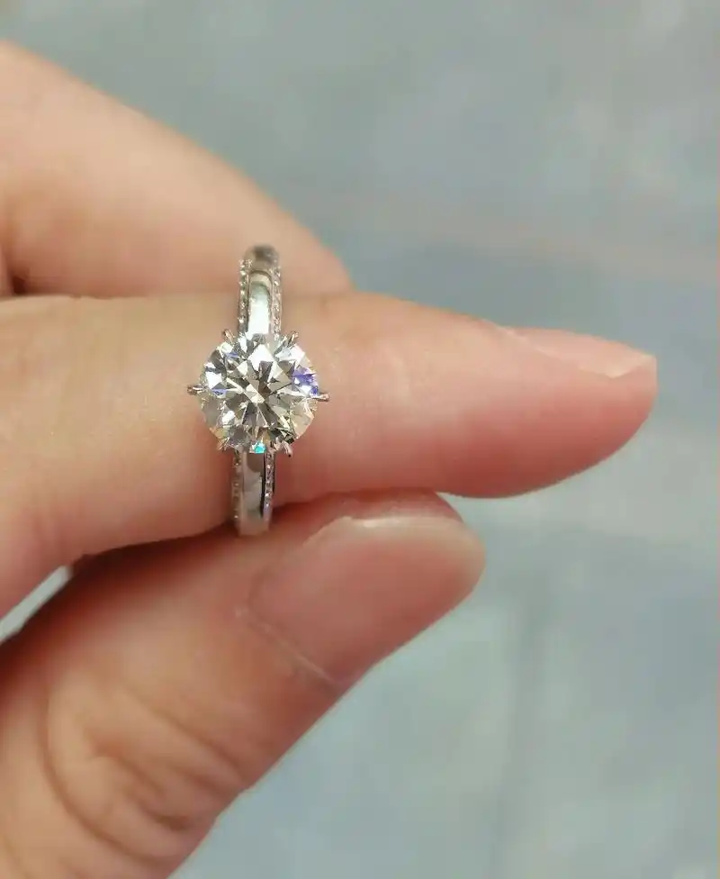 去年四五万的钻戒,今年拿货价多少?