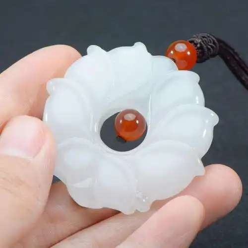 莲花吊坠卡蔷和田白玉女款镂空珠宝玉器颈饰其它首饰