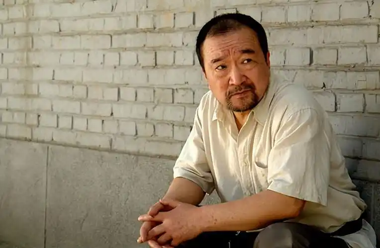 著名演员李保田:50岁爆红,60岁被封杀,75岁的他过得怎么样了?