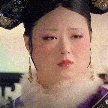 当比如标志性的华妃翻白眼,一直被模仿,从未被超越.