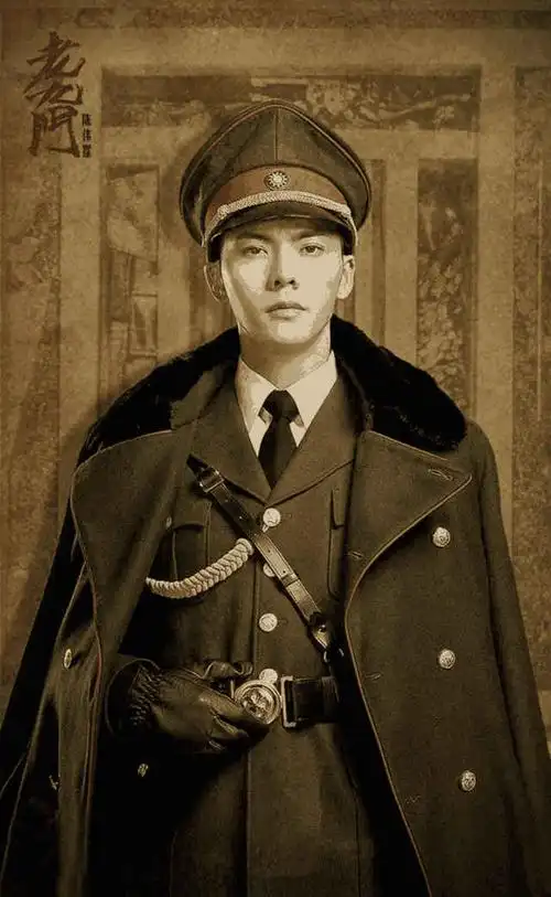 陈伟霆的军装硬朗帅气, 彰显男儿本色, 中国风也照样不逊色