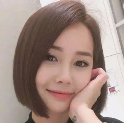 头发多又厚的适合的短发女图片_发型造型_宝妈时尚生活网