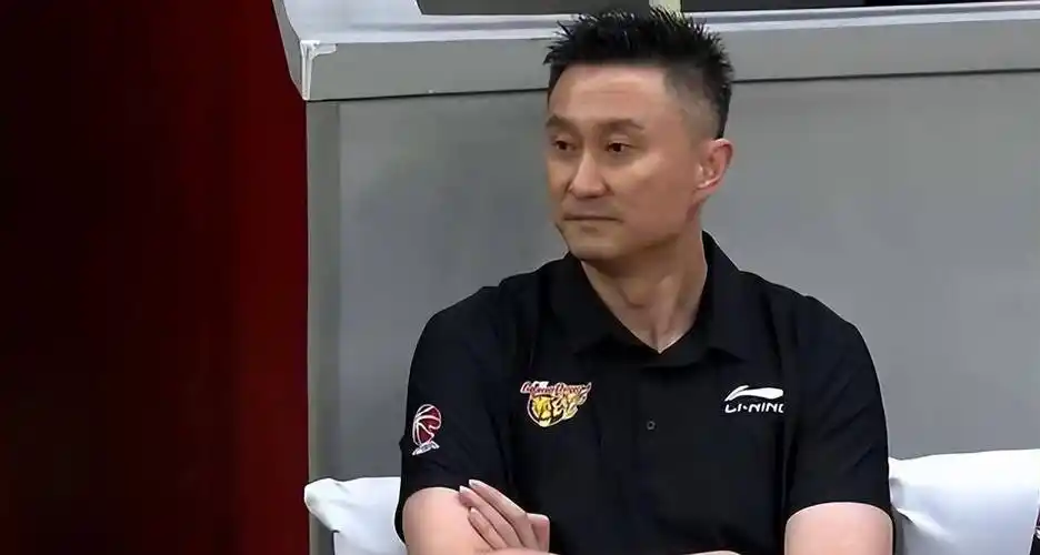 易建联pk沈梓捷,杜锋不放水,周鹏期待爆发_比赛_深圳_赢球