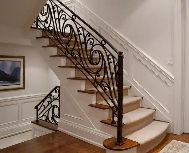 厂家定制 别墅铁艺楼梯扶手 酒店大堂楼梯扶手 自建房铁旋梯扶手