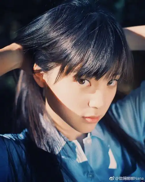 电影秘果剧照陈飞宇饰段柏文欧阳娜娜饰于池子