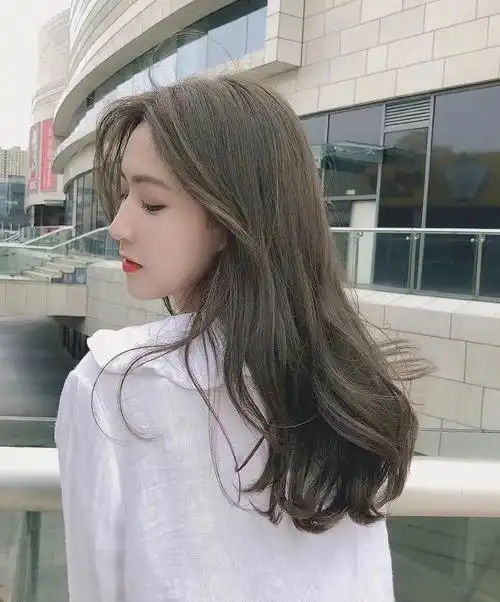 奶茶冷棕显白发色不用漂的发色推荐冲冲冲冲