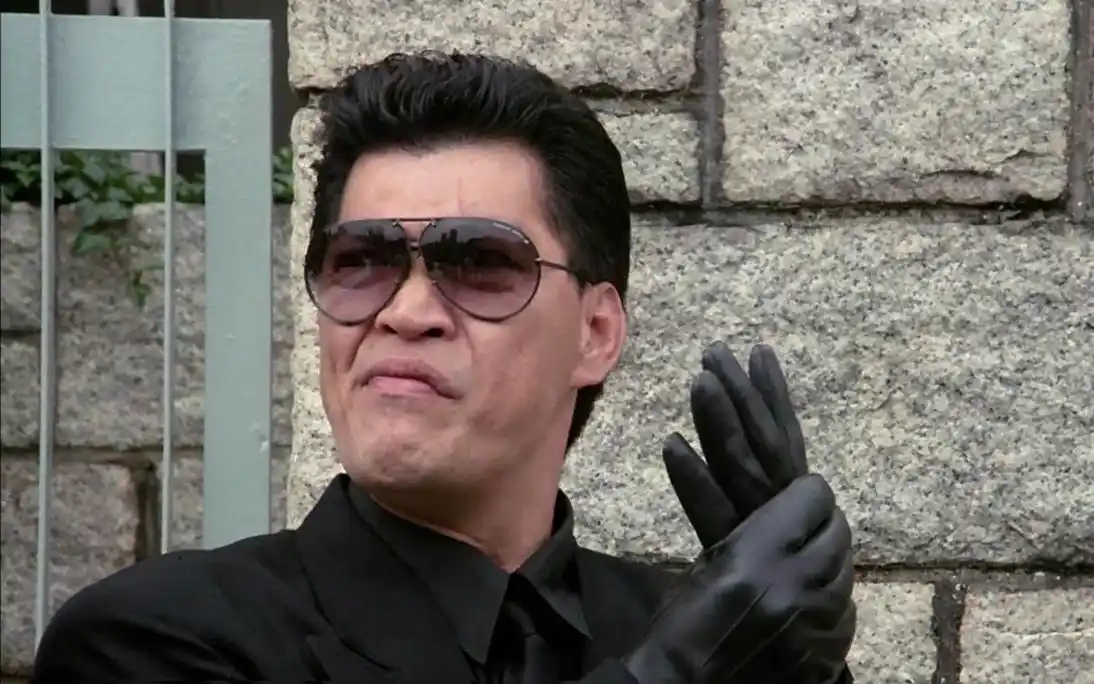 一代经典他是香港影坛的大傻哥曾被李修贤骂成金牌绿叶回忆成奎安的