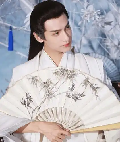古装男神玩扇子有多帅?看到北堂墨染温客行和无情,都太绝了_折扇