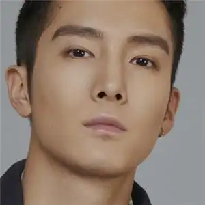 盛一伦头像本月最新盛一伦侧面头像图片