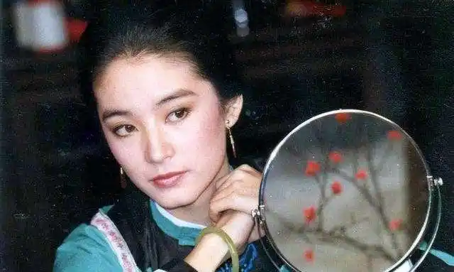 林青霞成也琼瑶败也琼瑶