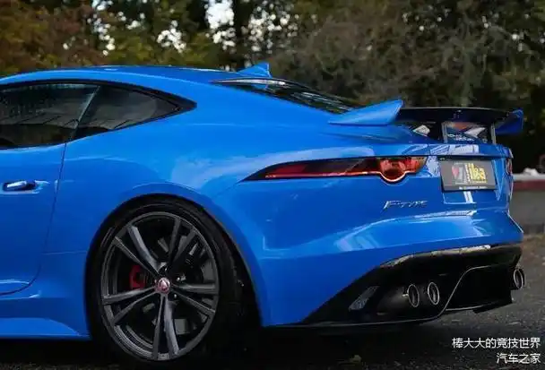 英国蓝色跑车捷豹f-typesvr,限量150辆,价值158.60万
