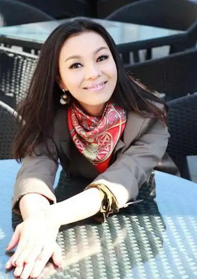 暂无演员:荣蓉更多人物角色剧照长剧评25有用《家庭秘密》- 编剧才是