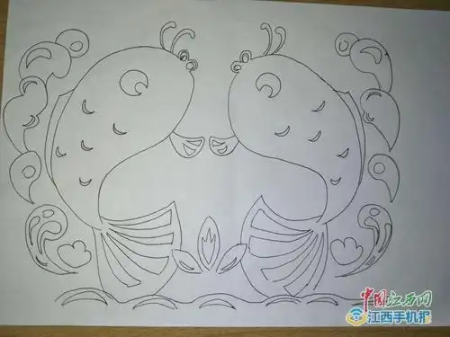 九江市鹤湖学校八年级进行《美丽的轴对称图形》绘画比赛