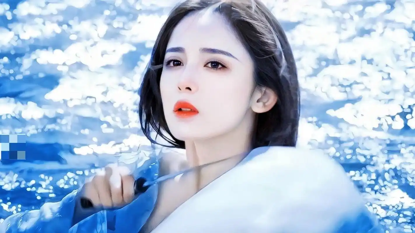 4月15日,古力娜扎工作室放出一组娜扎扮演的貂蝉的剧照,据悉这是娜扎