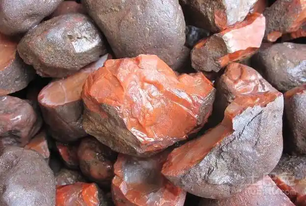 南红玛瑙原石图片欣赏及其介绍