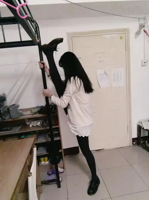 能劈个漂亮的一字马是一种什么样的体验