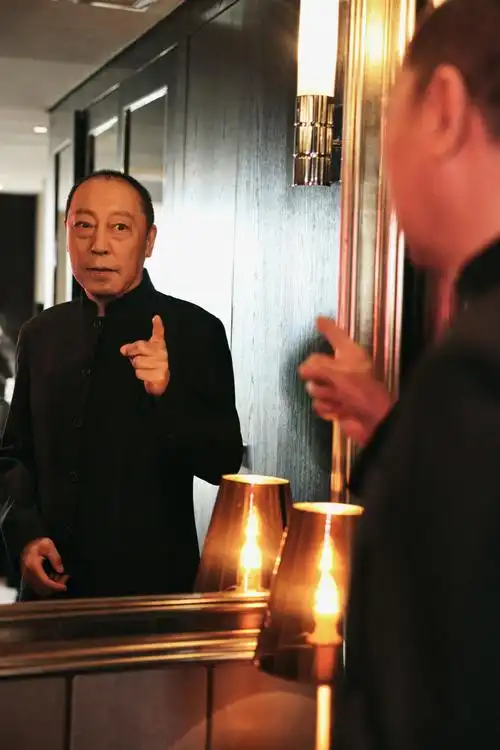 倪大红:我喜欢从一张白纸开始丨人物-腾讯新闻