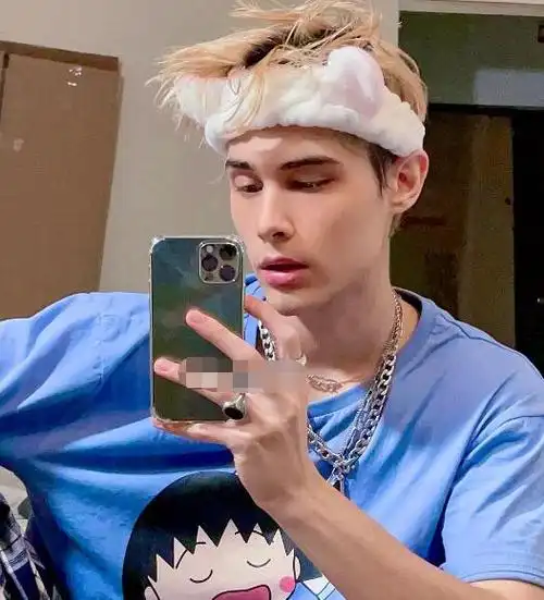 利路修是谁的中文老师 利路修阴差阳错参加选秀超搞笑