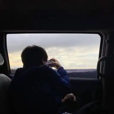 给人安全感的很有气质的男生背影头像来啦,成熟魅力的男生赶快换上这