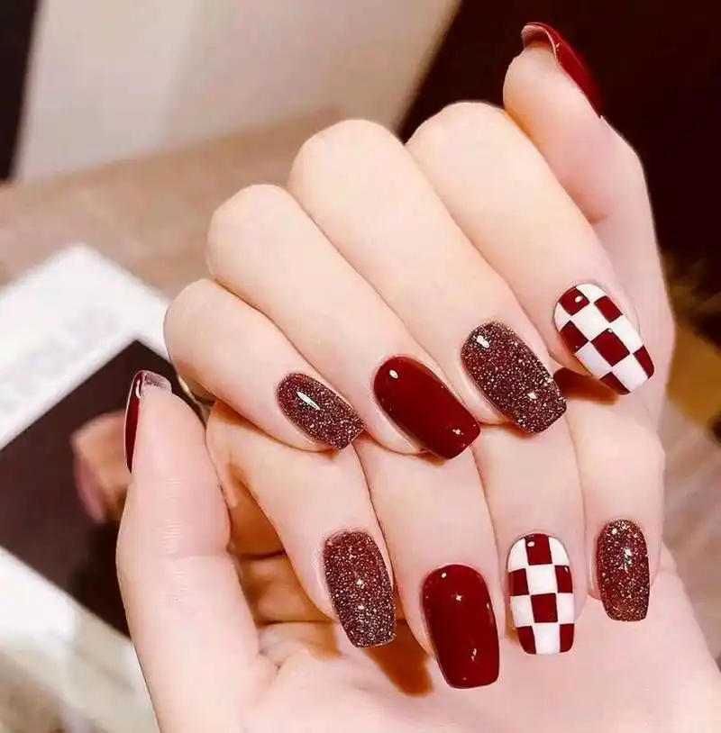 手黑党必看,超显白的美甲系列 1,红色:红色系美甲向来是显白利器,最能