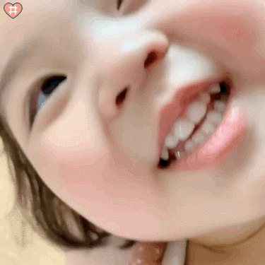 笑嘻嘻(罗熙表情包) - 萌娃罗熙动图表情包