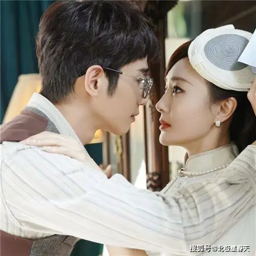 秦岚同刘以豪组姐弟cp,称年龄只是数字,60岁也可以恋爱