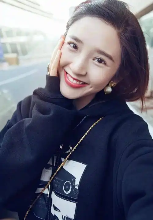 看到她,才知道什么是治愈系笑容